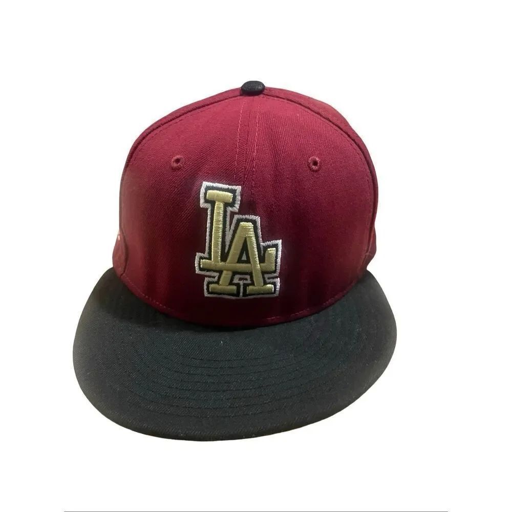 New Era Mens 59FIFTY Los Angeles Dodgers Maroon Black Brim Fitted Hat Size 7 3/8